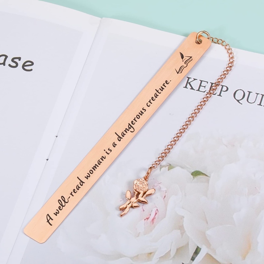 Ladies Book Mark: "A Well Read Woman is a Dangerous Creature" - Picture 3 of 5